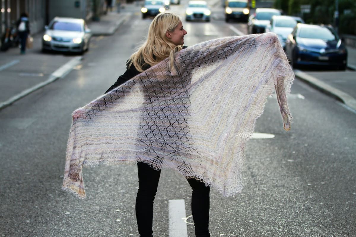 Fashion must have: Fringed scarf